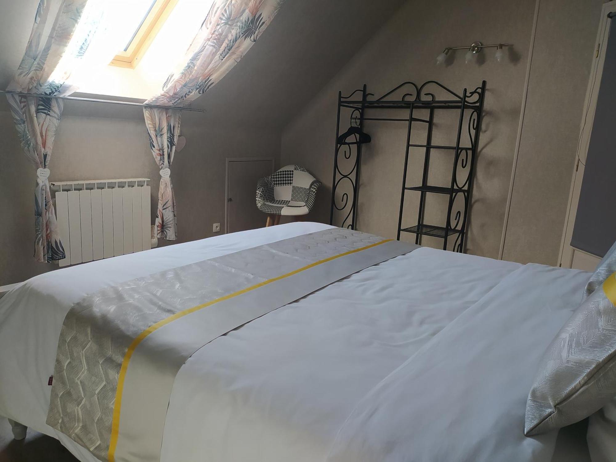 Des Roux Et Des Pious Suite De 35 A 60 M2 Et 3 Chambres Pour Groupe De 2 A 6 Personnes Civray-de-Touraine Exteriér fotografie