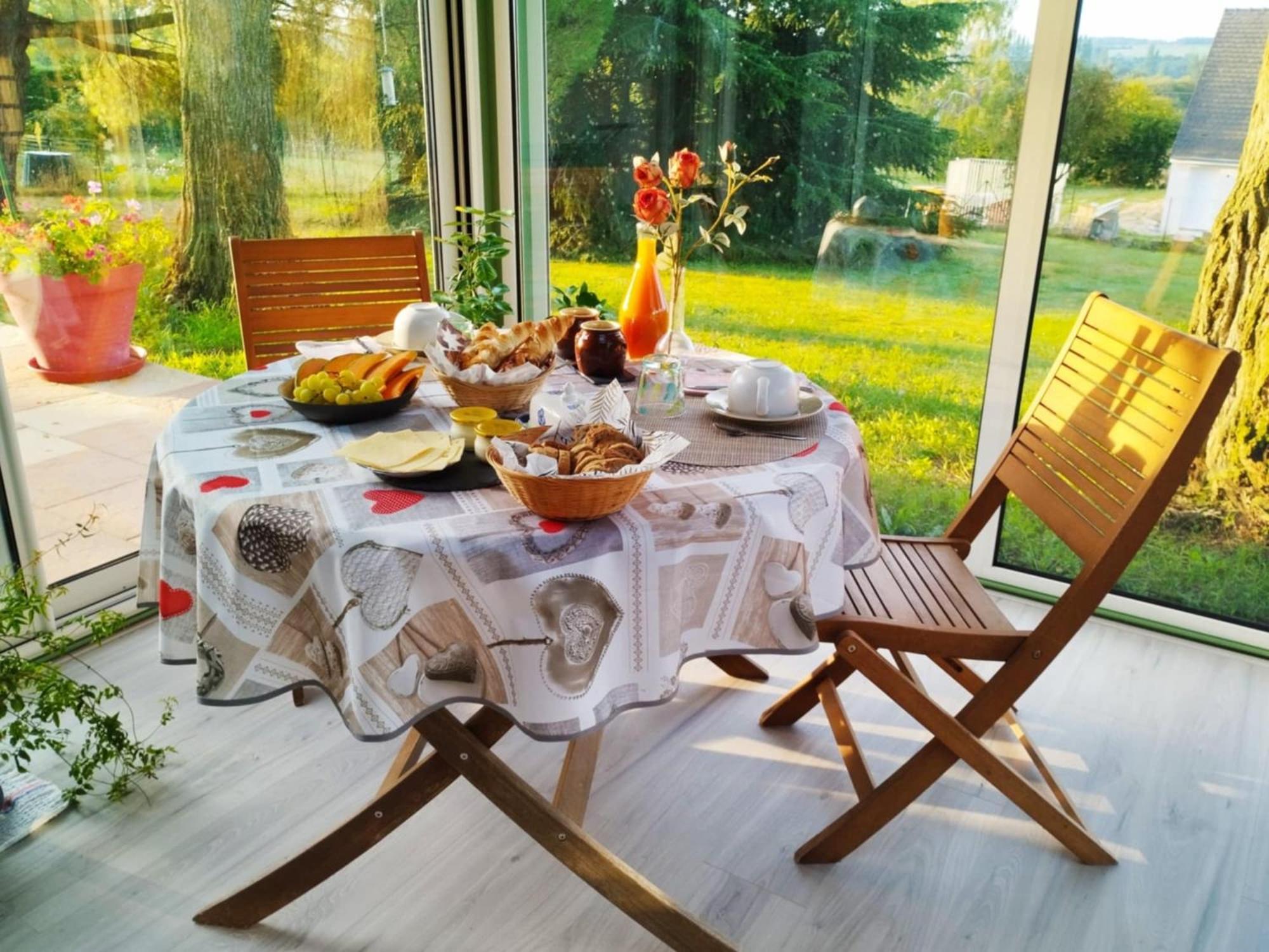 Des Roux Et Des Pious Suite De 35 A 60 M2 Et 3 Chambres Pour Groupe De 2 A 6 Personnes Civray-de-Touraine Exteriér fotografie