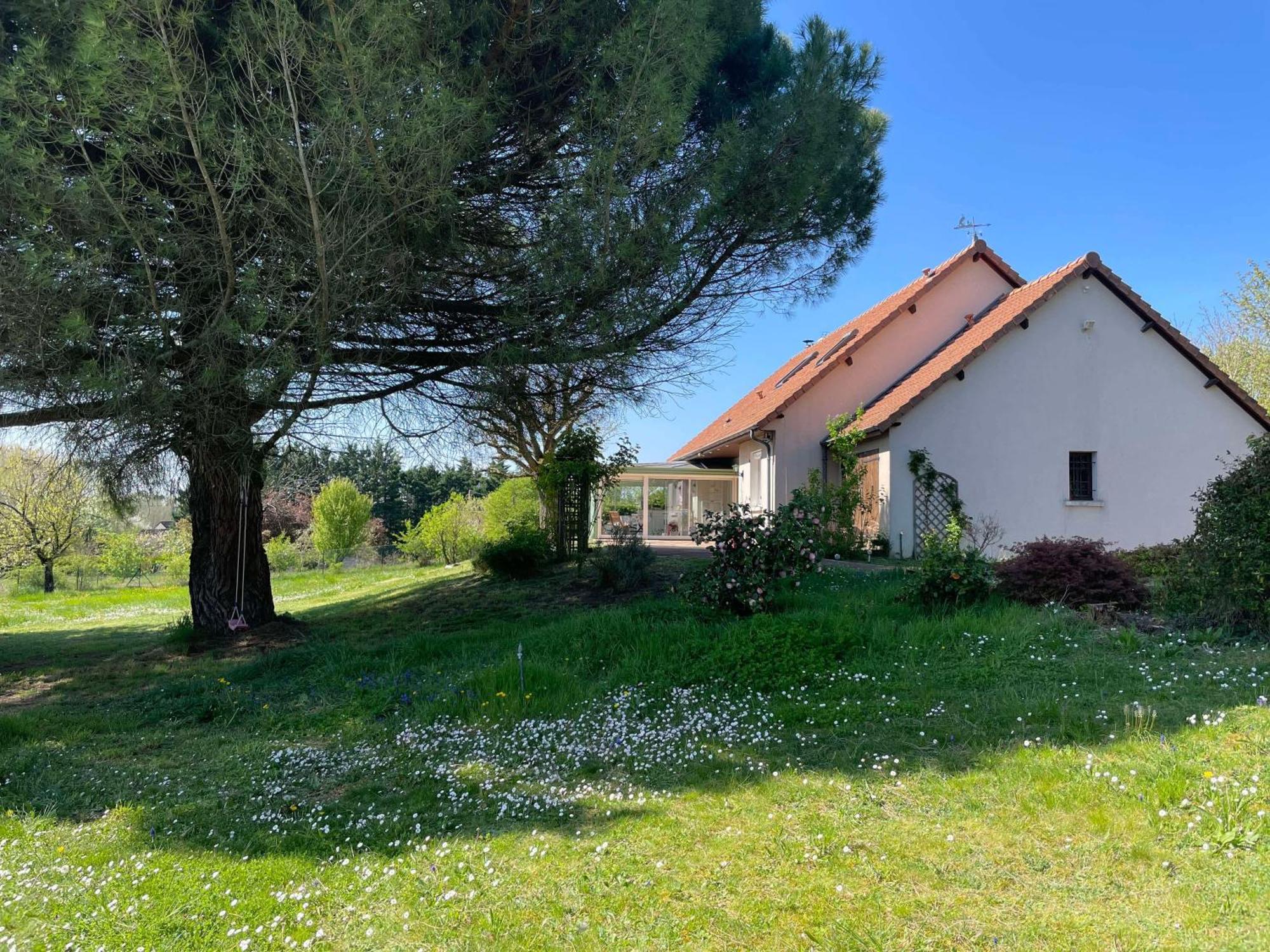 Des Roux Et Des Pious Suite De 35 A 60 M2 Et 3 Chambres Pour Groupe De 2 A 6 Personnes Civray-de-Touraine Exteriér fotografie